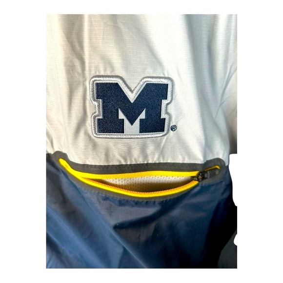 Michigan Wolverines Nike Dri Fit 1/2 Zip Jacket Mens XXL Gray - Picture 5 of 11